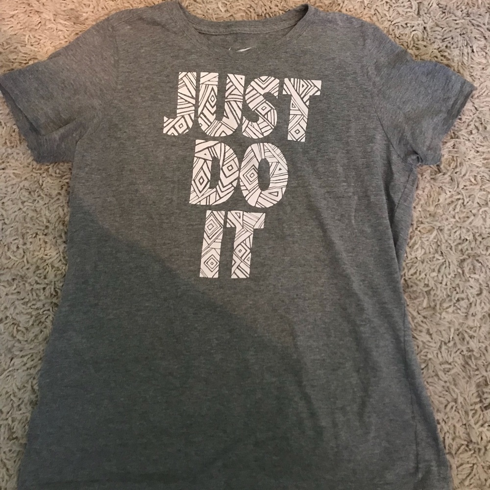 Nike workout Tee